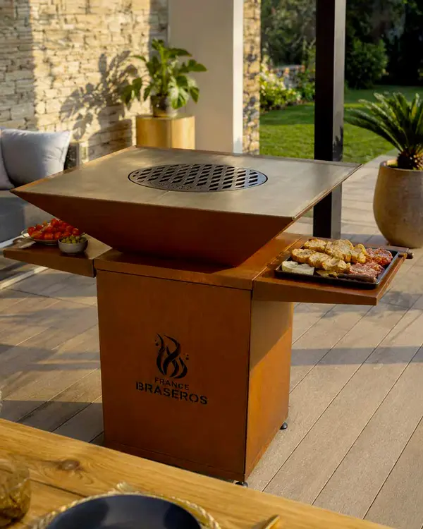 brasero médium carré avec sa plancha en inox